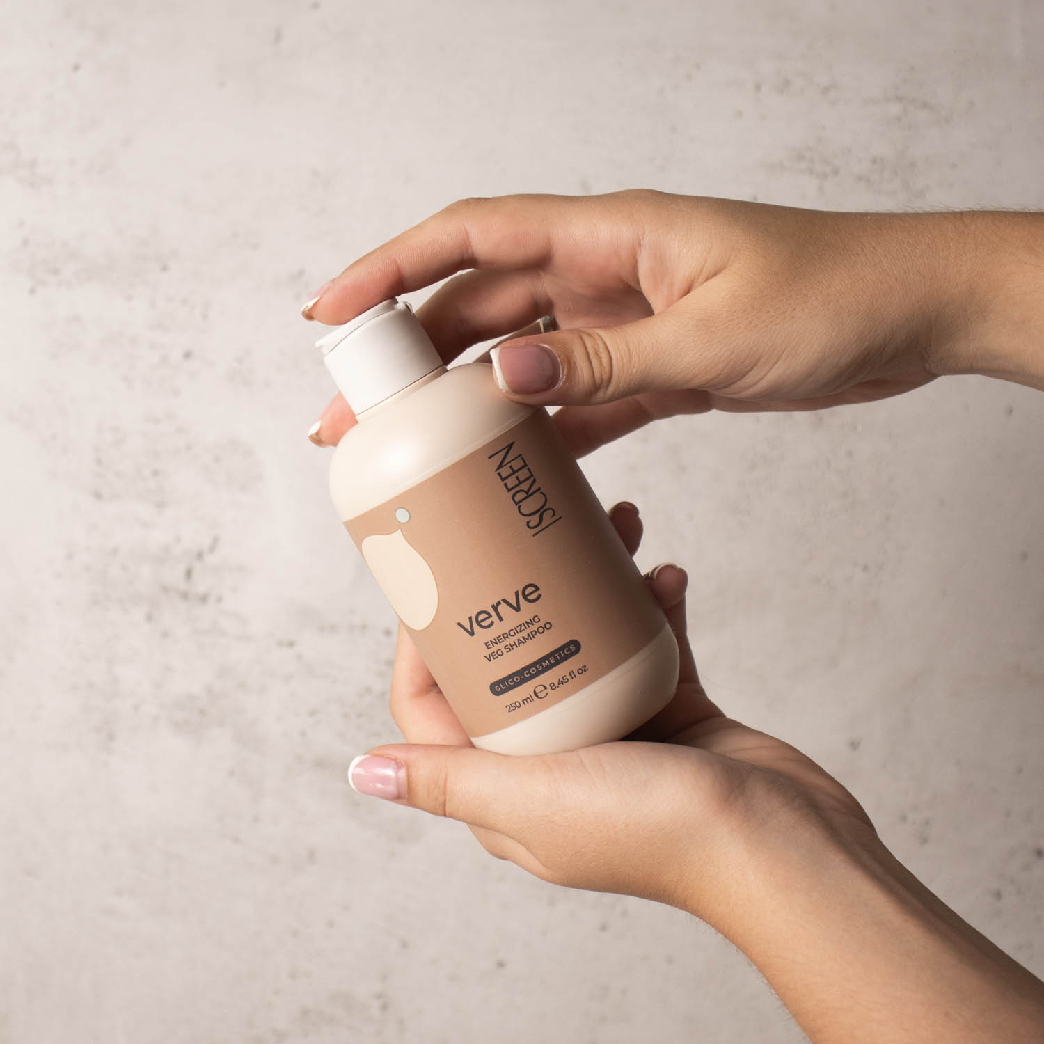 Стимулюючий шампунь для стоншеного волосся SCREEN Purest Verve Energizing Veg Shampoo, 250 ml - 2