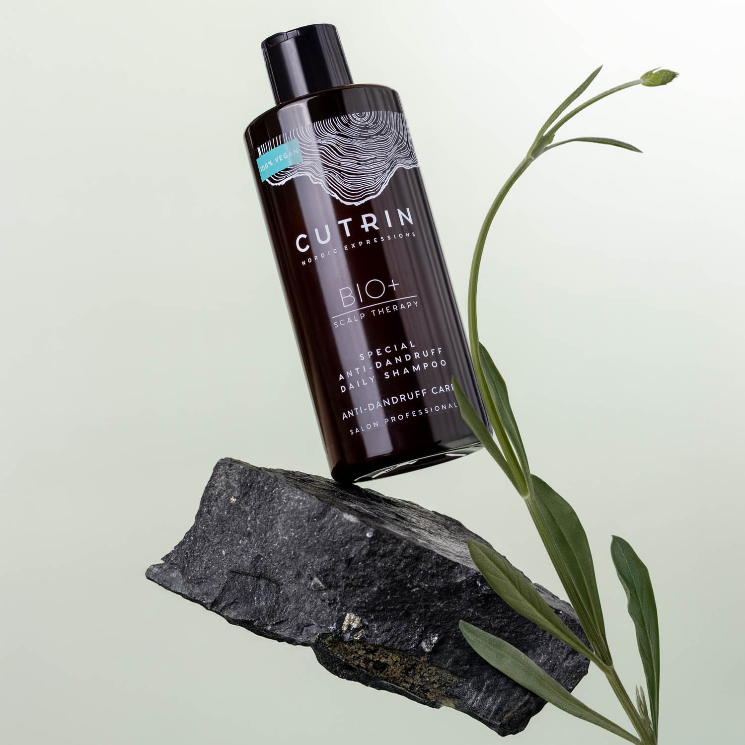 Спеціальний шампунь проти лупи CUTRIN BIO + Special Anti-Dandruff Shampoo - 2